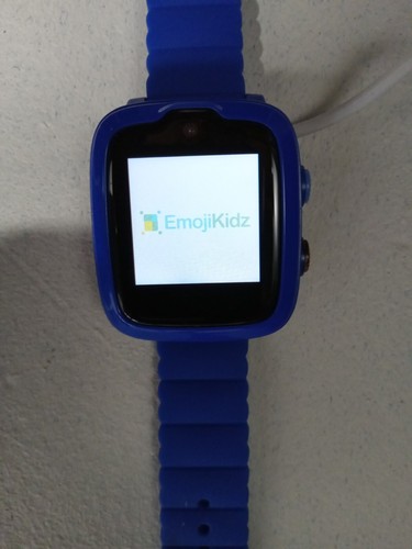 EmojiKidz 4G Smartwatch, SIM Card, GPS Tracking, Touch Screen, Calls & Text - Picture 12 of 24