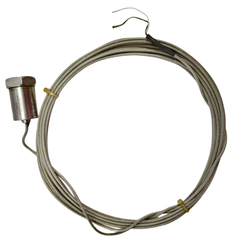 Entek IRD EI / 1100IHCQ Accelerometer Sensor Industrial Automation Marine - Image 2 of 4