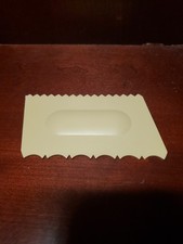 Tupperware Cake Decorator Off White