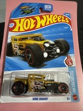 HOT WHEELS BONE SHAKER-NEW CONDITION (1)