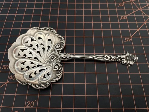 Antique Gorham Sterling Solid Bon Bon Spoon Pierced Bowl H-45 Hibiscus Flower