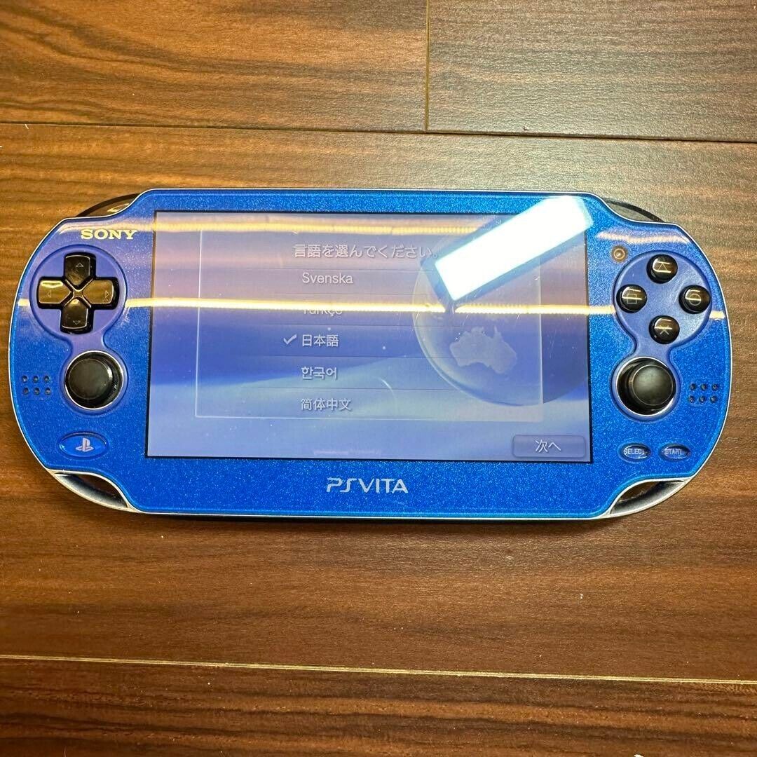 SONY PlayStation Vita PCH-1100 (未使用)（未使用に近い PS 脆