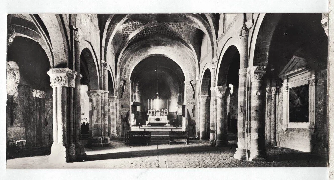 Foto 1 di 2
