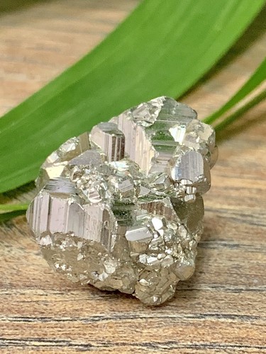 Pyrite Specimen ‘A’ Grade Pyrite Mineral Gemstone Crystal Fools Gold Chakra. - Picture 4 of 12