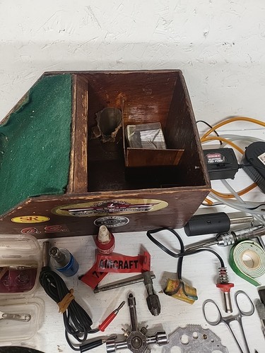 Vintage RC Plane Field Box Lots Of Parts sold as is for parts untested - Picture 6 of 8