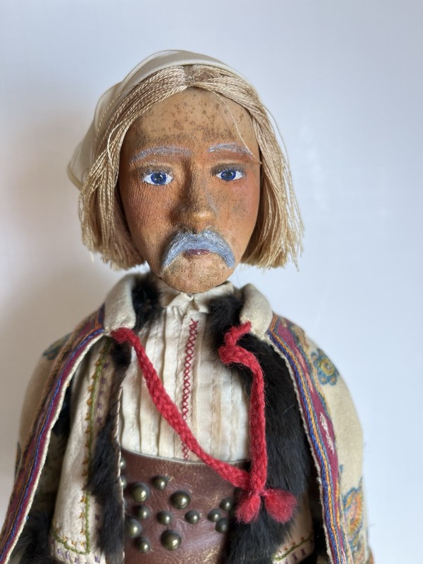 Rare Doll WPA 1930s Remarkably Detailed Costume Historical