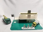 Vintage 1961 Lesney Matchbox MG-1 BP Service Station w/ Pumps 2 Vehicles Sign