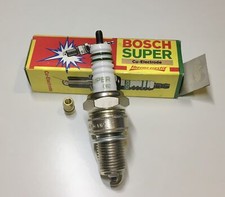 8x Bosch WR5DC Zündkerze 0242245516 passend für ALFA AUDI FERRARI FIAT FORD KIA