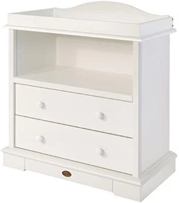 boori white change table