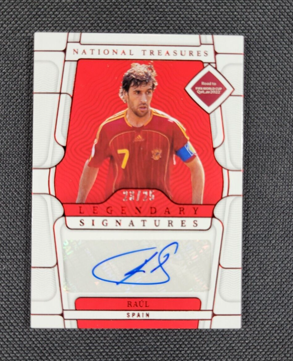2022 Panini National Treasures Legendary Signatures Raul Spain 
