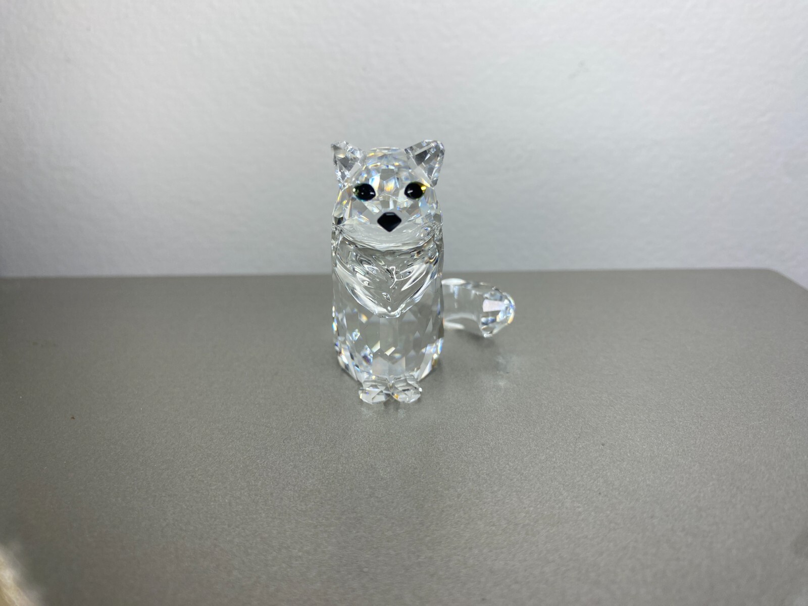 Swarovski Crystal Sitting Cat Figurine 160799 Yellow & Black Eyes
