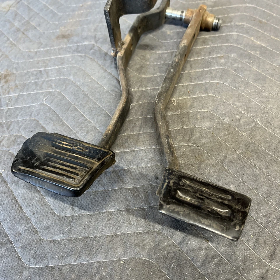 Chevrolet 1968-1972 carrocería A embrague y pedales de freno Chevelle SS El Camino Foto 2 de 4