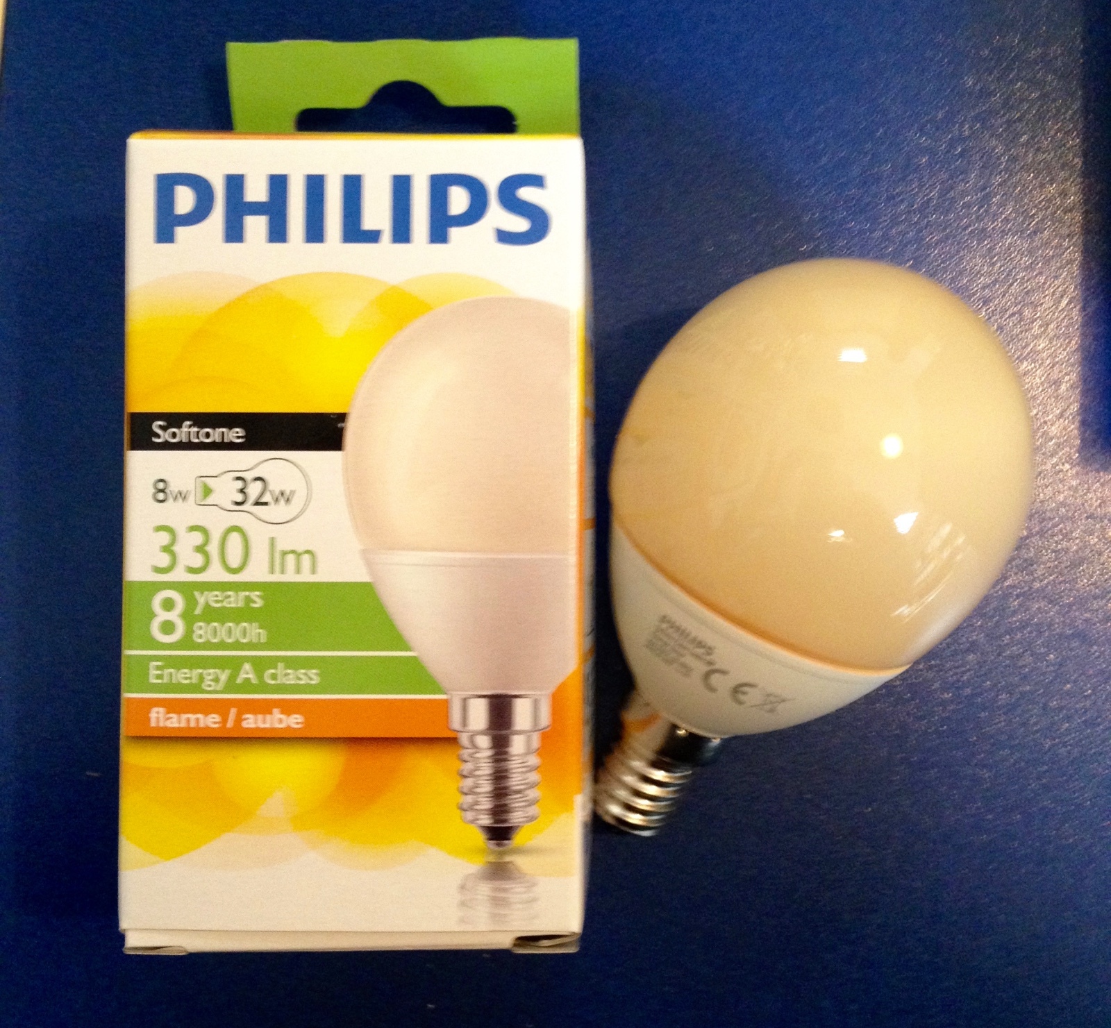 Philips Energy Softone Flame energy-saving lamp in drop shape E14 8W