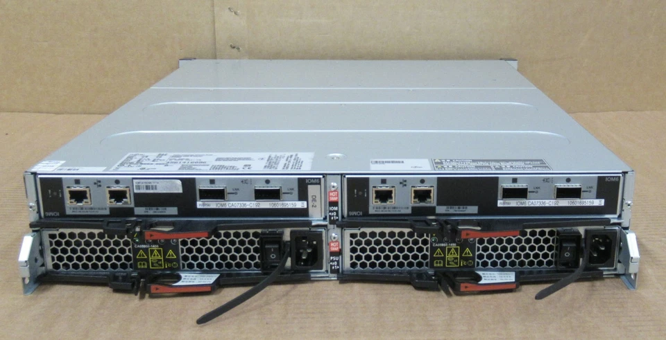 Fujitsu ETERNUS CS800 S5 Extention 2x IOM6 Control 12 x 3.5" SAS Bays 2x PSU - Image 2 of 3