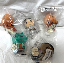 LOT OF HALLMARK ITTY BITTYS DISNEY STAR WARS PLUSH FIGURES - LOT OF 5 - NEW
