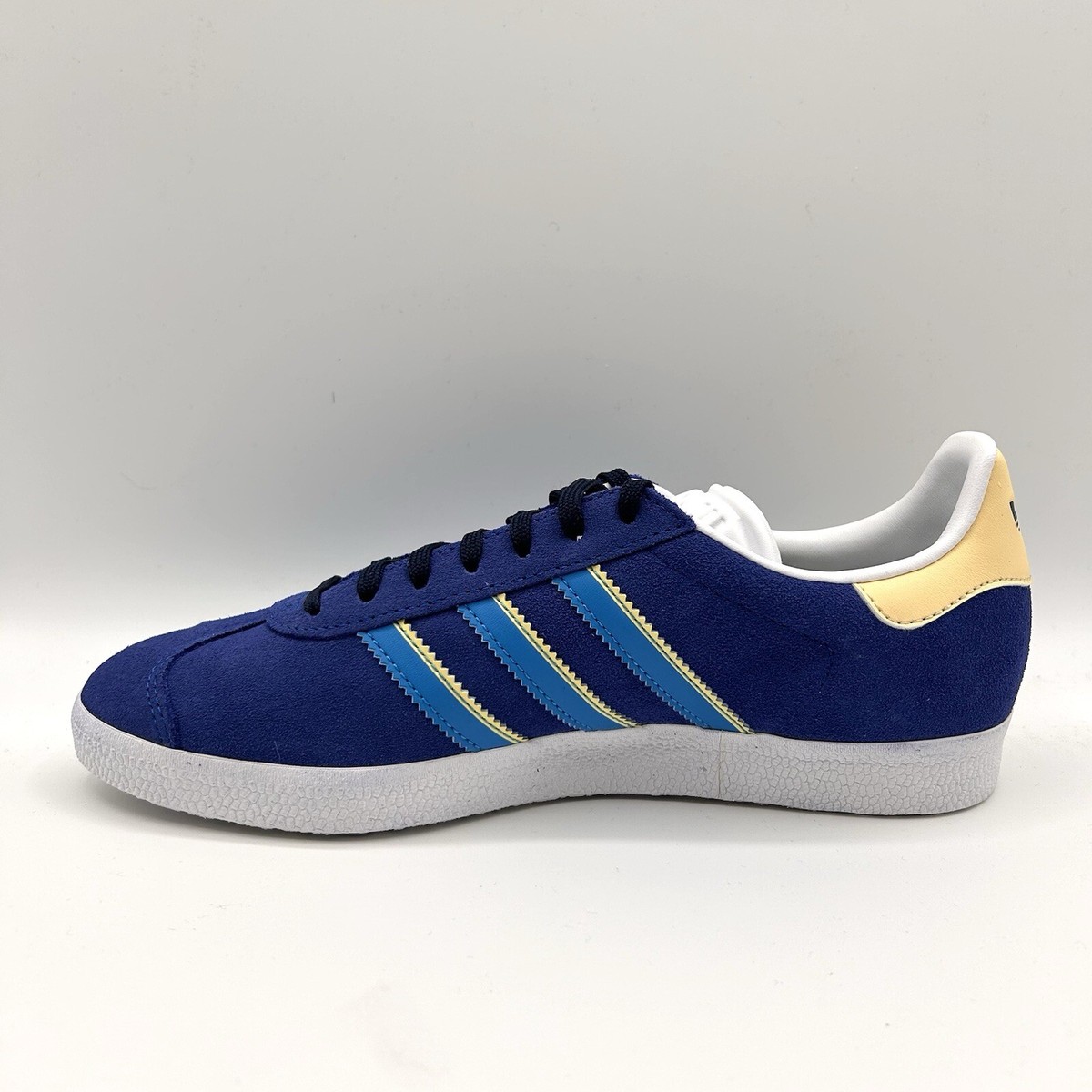 Adidas Women's Gazelle Originals Size 7 Royal Bright Blue