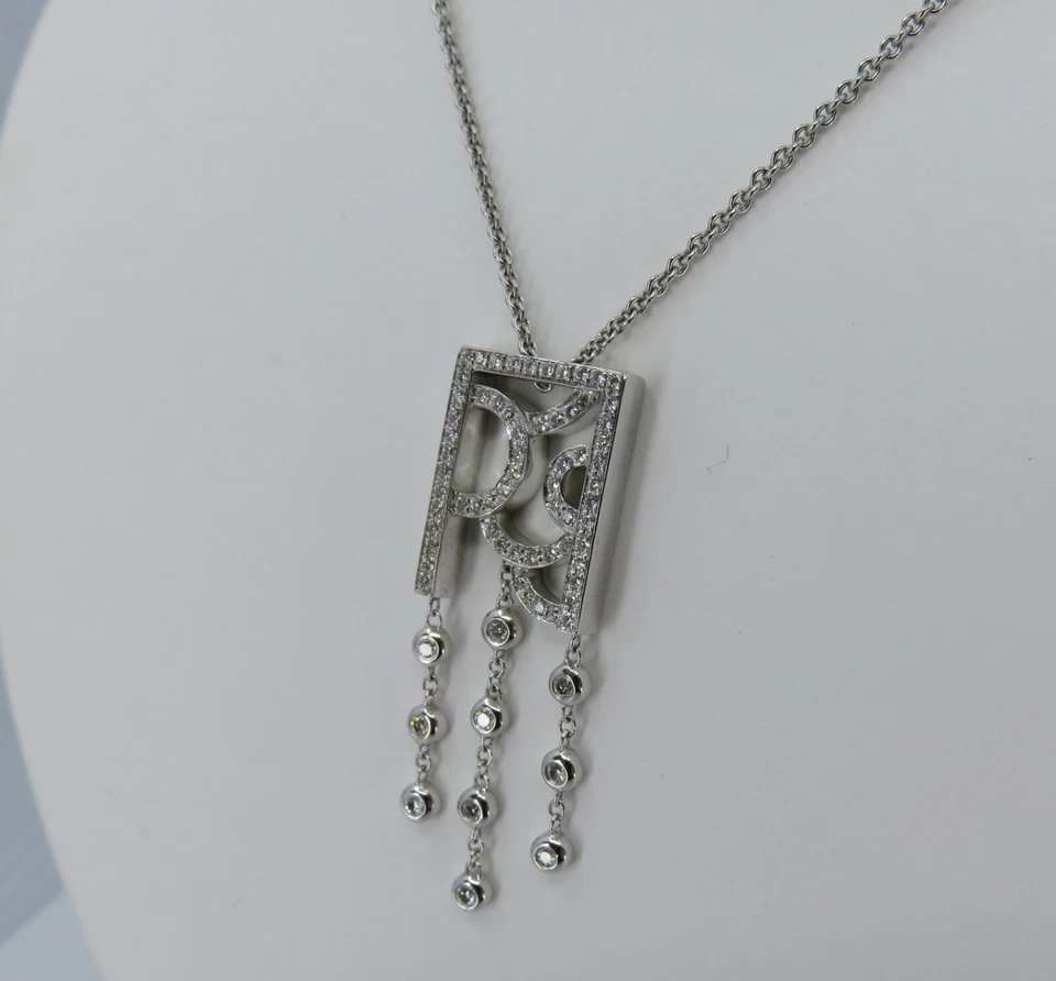 Collar colgante vintage de diamantes Movado Dangel de oro blanco de 18 quilates Foto 2 de 4