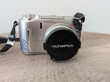 OLYMPUS Camedia C-750 Ultra Zoom Silver 4.0MP 10X Optical Zoom Digital Camera