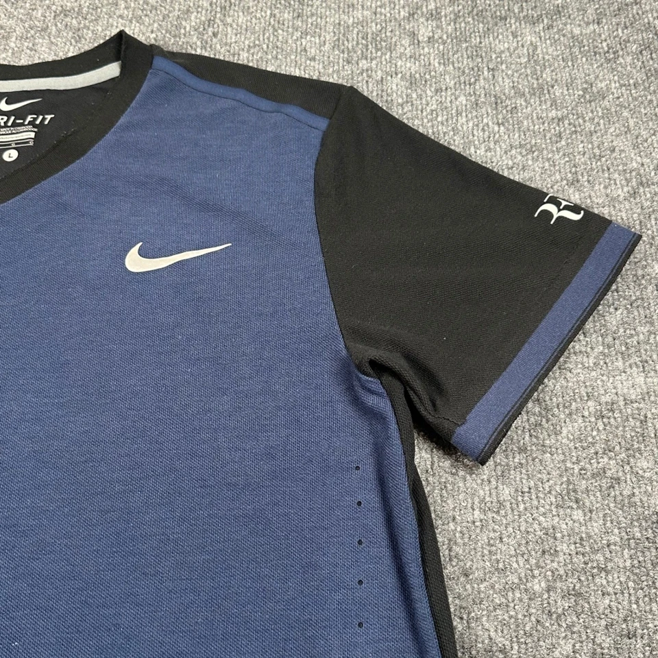 Мужская большая теннисная рубашка Nike Roger Federer синяя и черная DRI-FIT (с дефектами) - Изображение 3 из 4