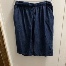 Woman Within Capris Blue 24WP Waist 35 Inseam 19 High Rise