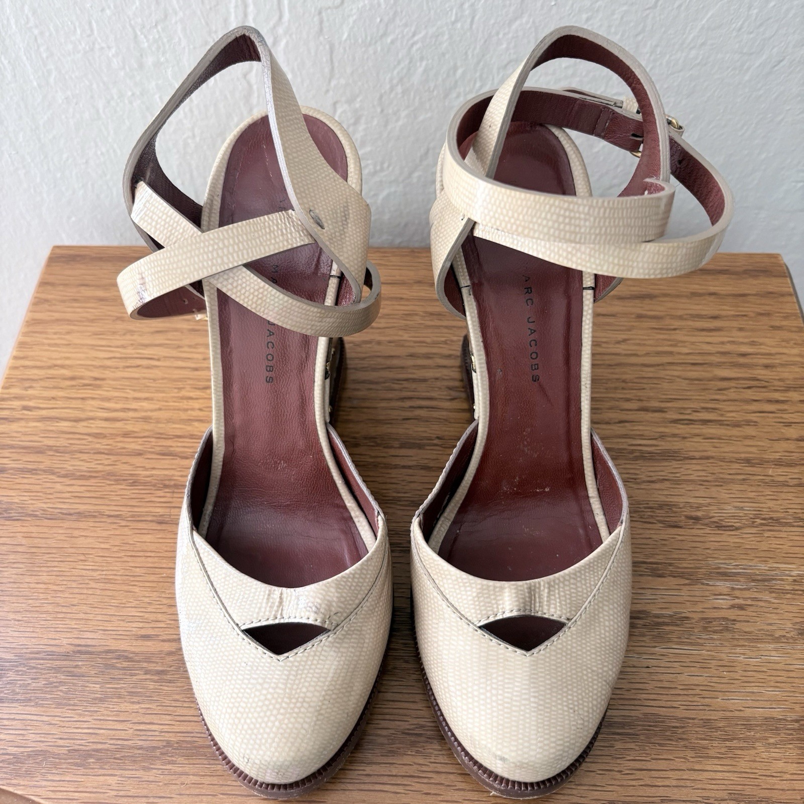 Marc Jacobs Leather Strappy Studded Wedge Sandals Beige Buckle Women's EU 39