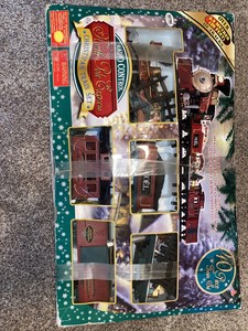 north pole express train set 40 piece