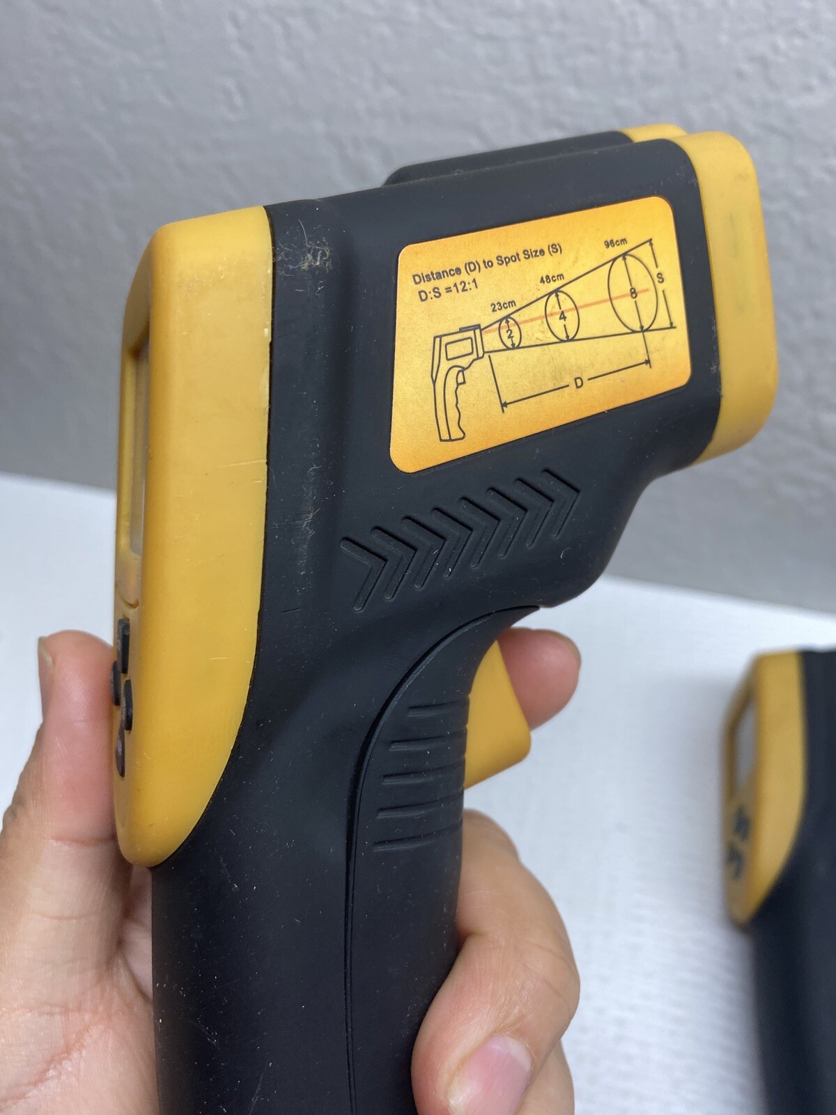 ThermoTech TT1022 NonContact Digital Infrared Laser Tempature