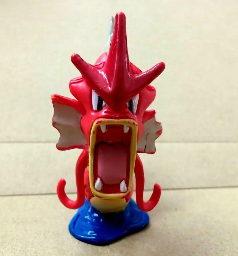 Red Shiny Gyarados Pokemon Monster Collection Figure Takara