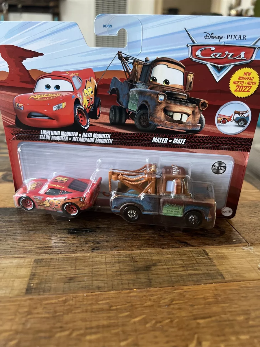 NEW DISNEY PIXAR CARS LIGHTNING MCQUEEN MATER WORKING TOW HOOK 2022 DXV99