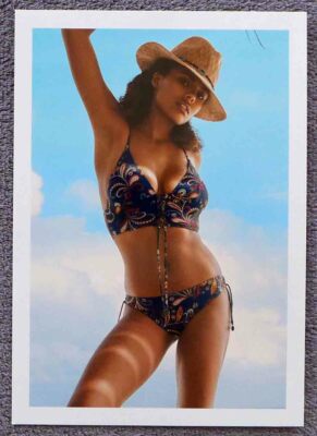 ETAM 21x15 Lingerie Photo NEW