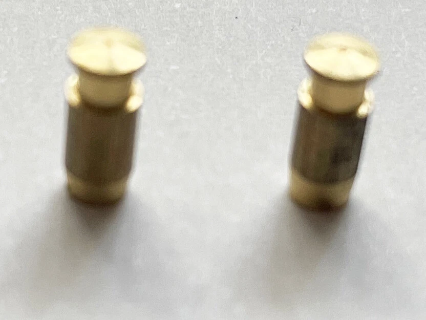 2 rivets GUCCI UNIQUEMENT ce sont AUTHENTIQUE garanti authentique pièces à réparer