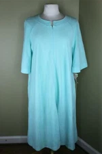 Vintage NOS Vanity Fair Blue Velour Robe Short Sleeves Medium USA Housecoat L2