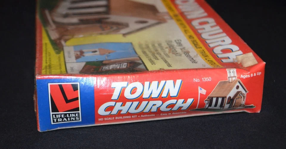 Vintage Life-Like Trains HO Scale Building Kit Town Church New Sealed - Image 2 of 4