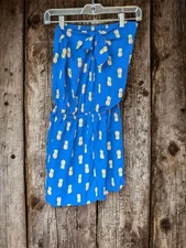 Francesca’s Store Alya Brand Size Medium Navy Pineapple Strapless Shorts Romper