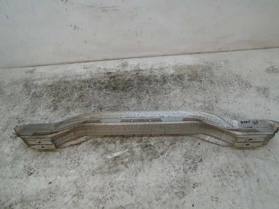 DK905341 2003-2005 SAAB 9-3 SEDÁN PARACHOQUES TRASERO REFUERZO BARRA 12786019 OEM Foto 2 de 4