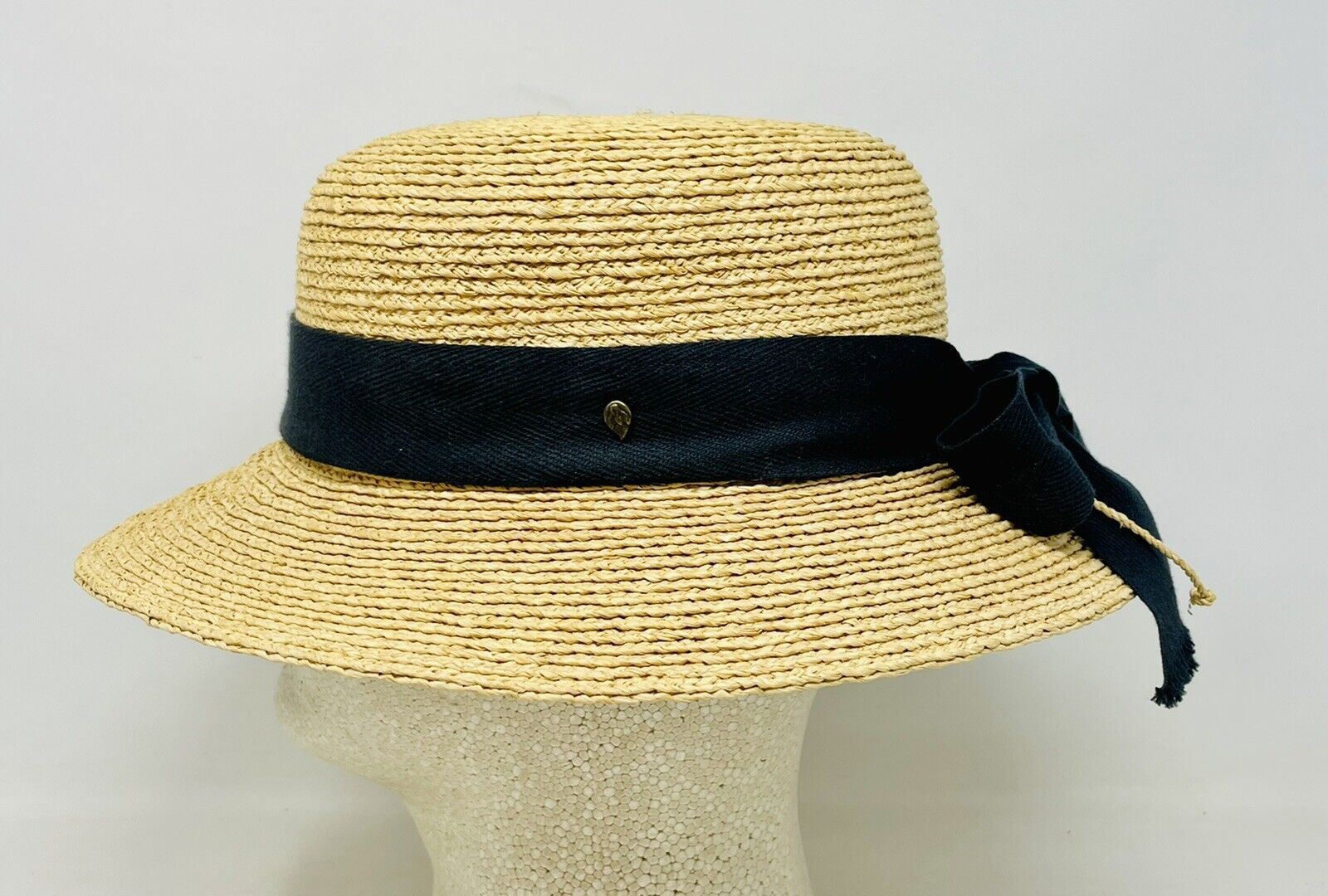 Helen Kaminski 100% Raffia Hat Straw Black Bow Na… - image 1