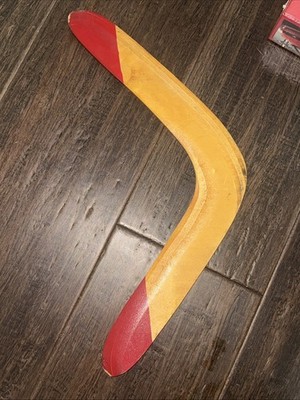 Boomerang -  Wood Australian 17'' x 8'' Throw Stick