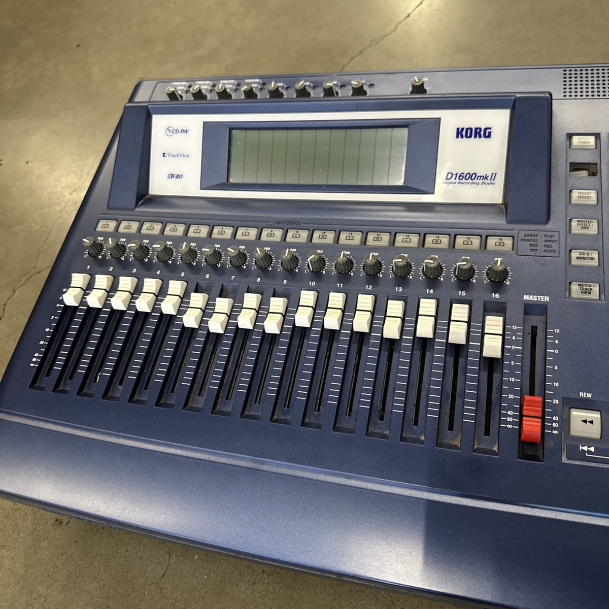 Korg D1600 mkII Digital Recording Studio Multitrack Recorder Good