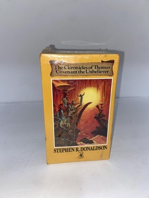 Vintage Chronicles Thomas Covenant Donaldson Del Rey PB Box Set Fantasy Yellow