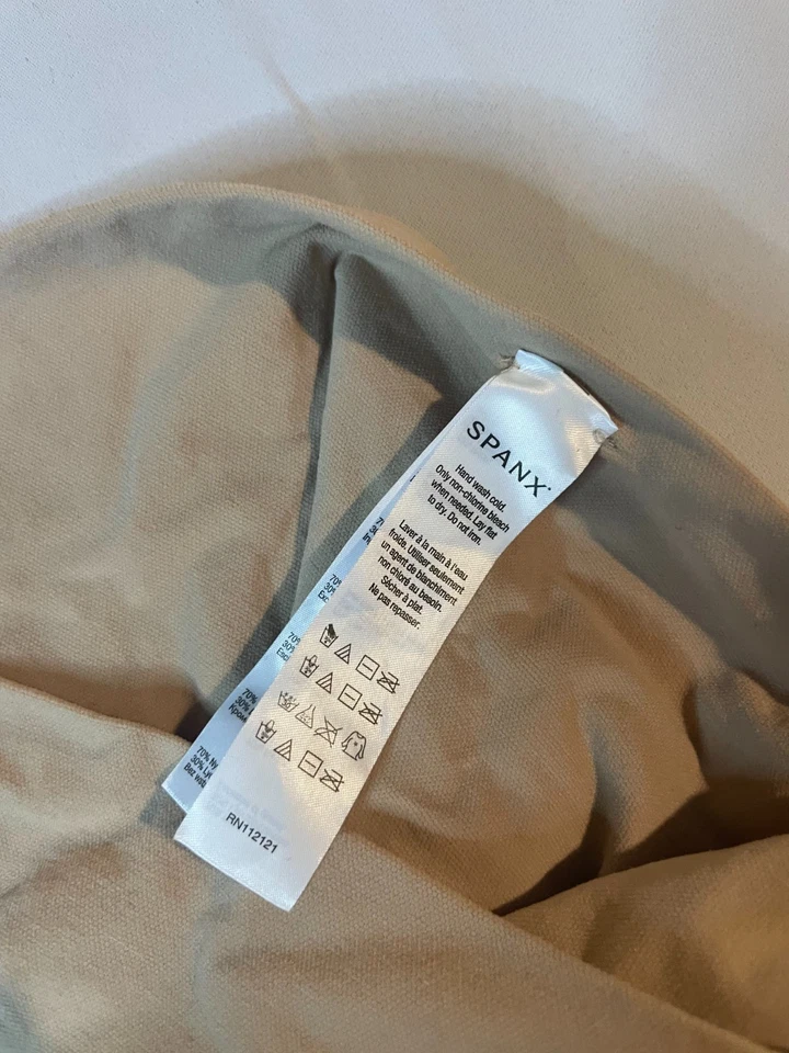 Prendas moldeadoras cortas SPANX medio muslo talla D bronceadas elásticas control abdomen cintura alta Foto 2 de 3