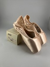 BLOCH style Pointe Shoes SERENADE Standard Shank S0131L - Size 7E