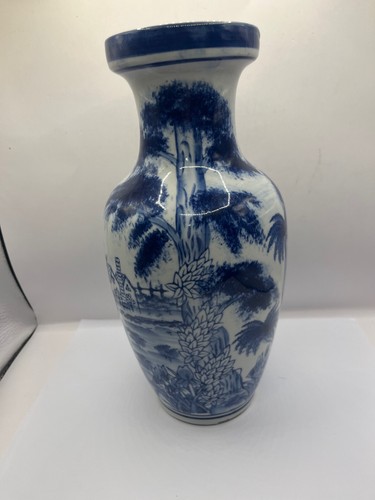 19th Century Chinese Blue & White Vase with a Village, Flowers, Trees 10" - Picture 2 of 6