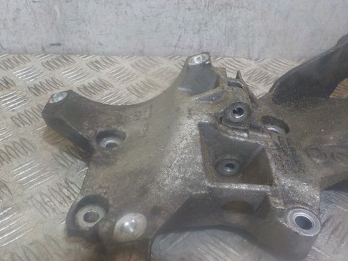 AUDI A3 8P CAYC 1.6 DIESEL 2008-2015 GEARBOX MOUNT 03L903143Q - Picture 10 of 11