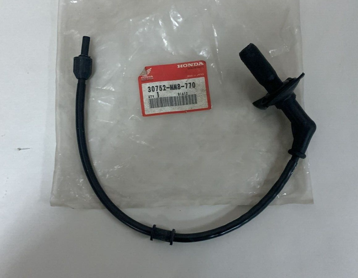 HONDA VT1100C SHADOW IGNITION CAP # 30752-MM8-770 NEW OEM (576)RI