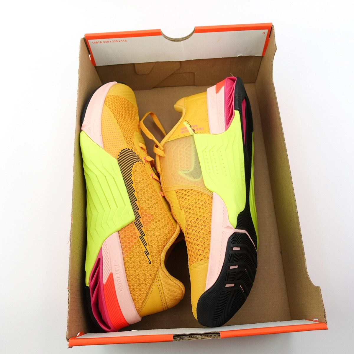 NIKE トレーニングシューズ　DA8110-721 s-l500.png