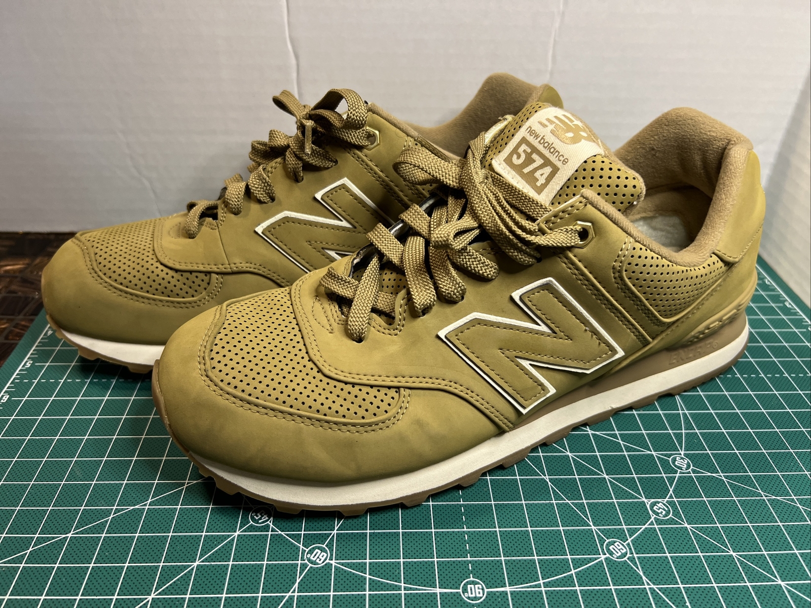 tan 574
