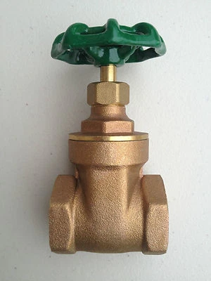 32mm (1 1/4 inch) Brass Gate Valve Water Tank Valve - image 1 of 4