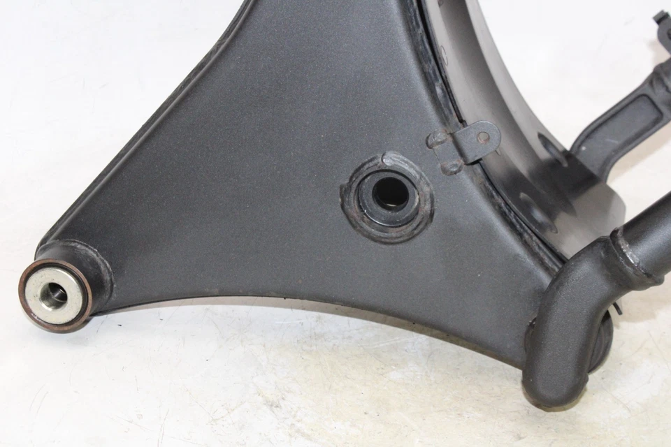 08-24 KAWASAKI VULCAN 900 VN900D CLASSIC LT OEM REAR SWINGARM SUSPENSION ARM - Image 2 of 4