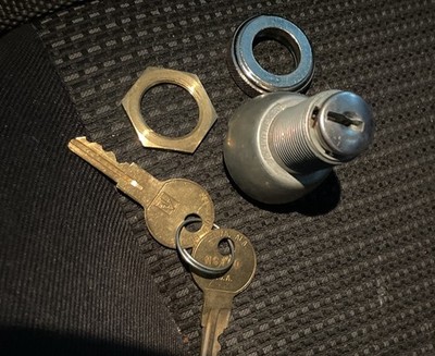 Al Lock Co. Inc. Ignition Lock Type gots Keys