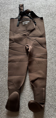 Stream Line PRO Waders Mens Lg Fly Fishing Stocking Foot Shoulder Strap Neoprene
